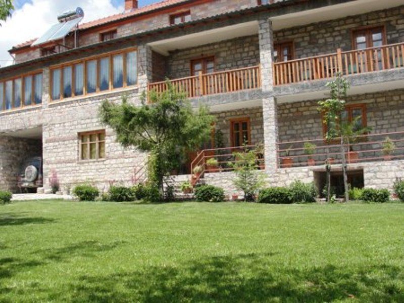 Hotel Pashuta Voskopojë 외부 사진